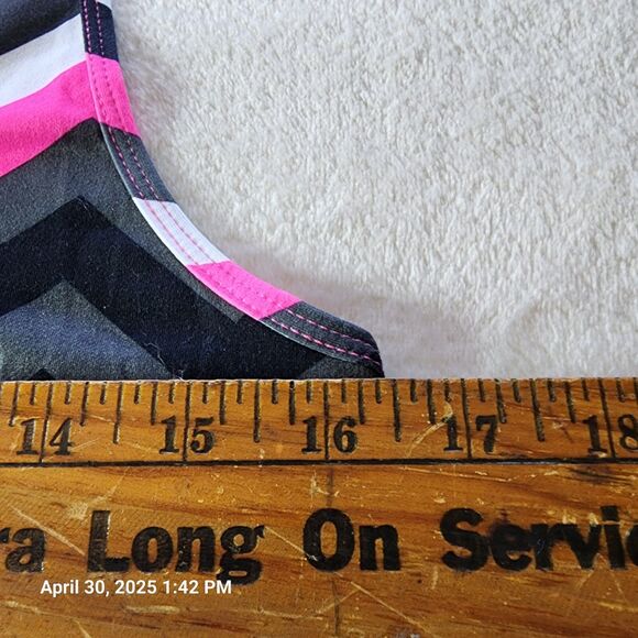 Xersion Chevron Print Women's Sz Large Pink Black White Racer Back Top Semi Fit - Picture 5 of 9